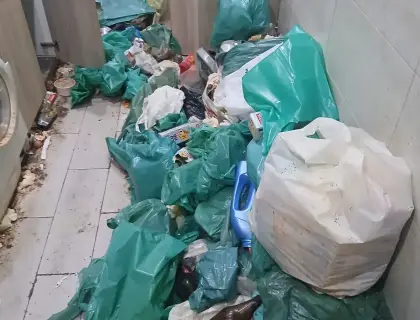 Почистване след клошари в София